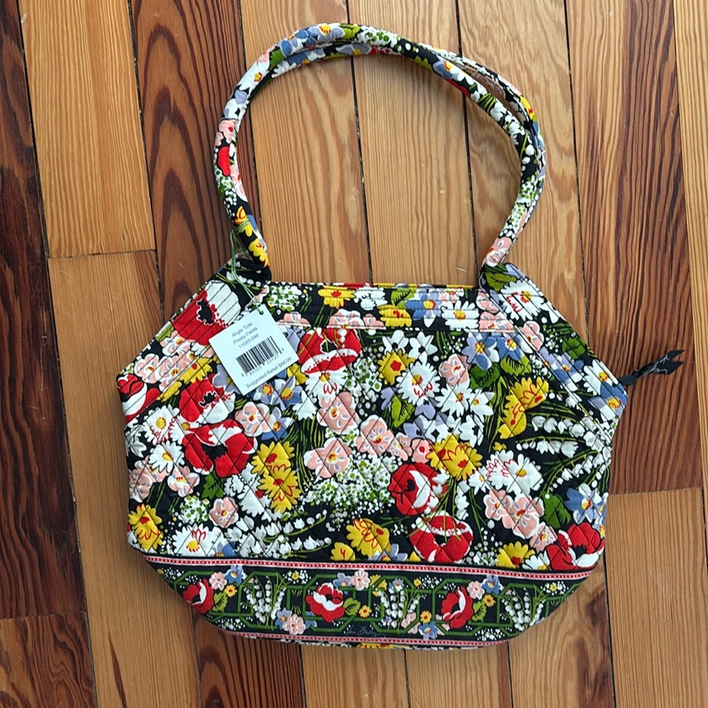 Vera Bradley < tote